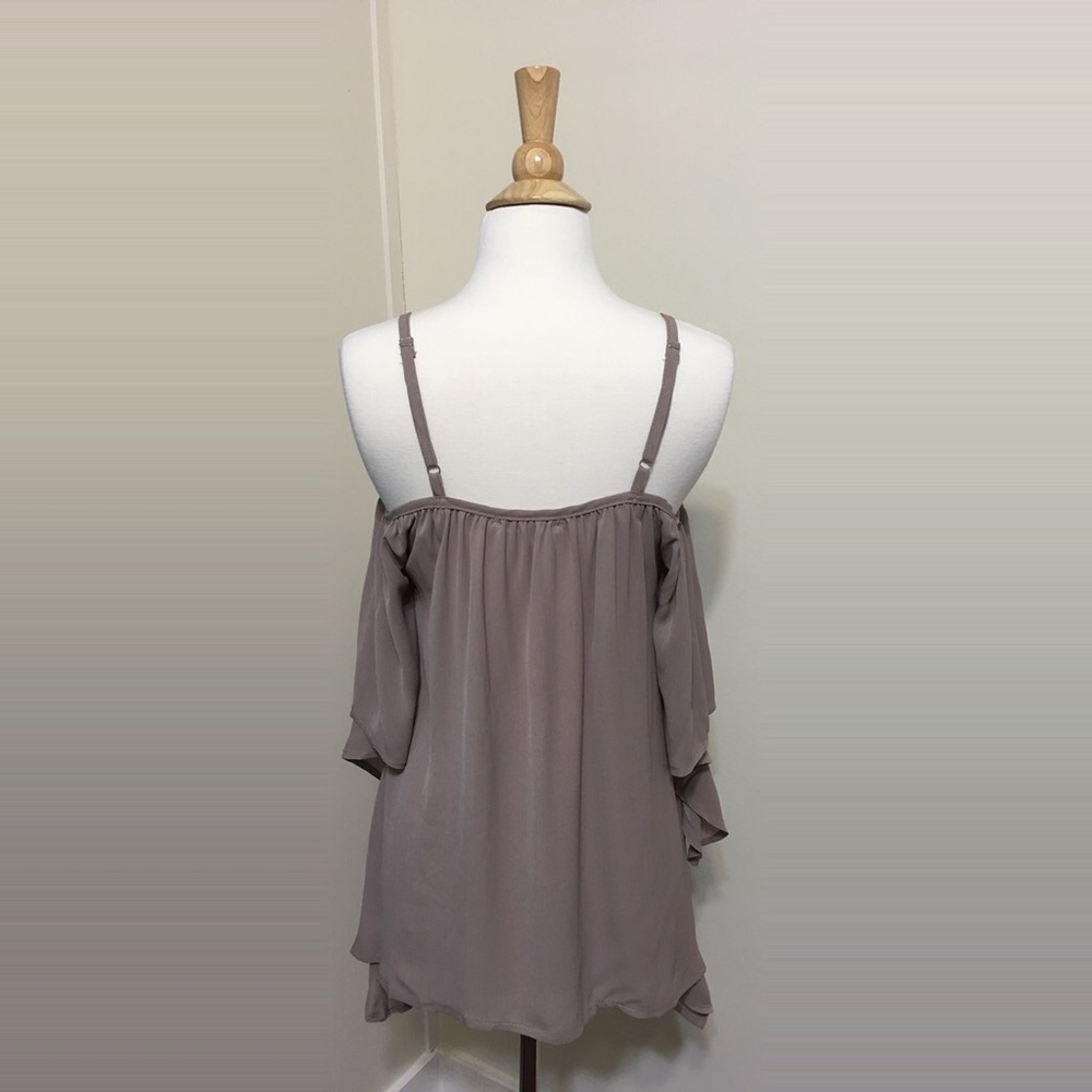 Tassel Tie Front Split V Neck Flowy Mocha Butterfly Blouse - Picture 6 of 8